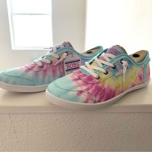 Brand new Bobs by Skechers shoes. Size 10